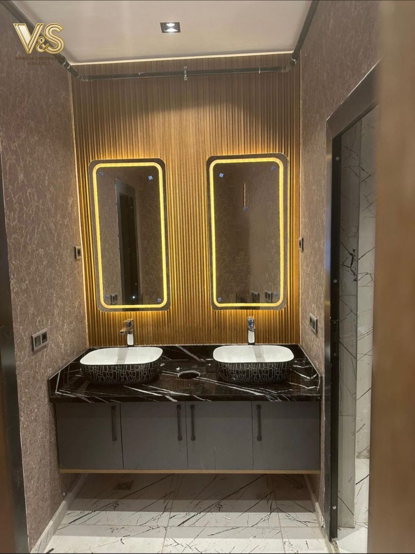 Çift Lavabolu Modern Banyo Dolabı ve Aydınlatmalı Ayna Seti
