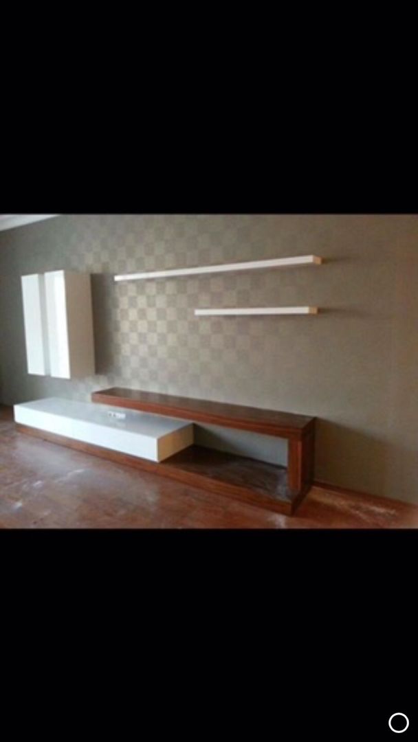 Ahşap Detaylı Modern TV Ünitesi ve Duvar Raf Seti